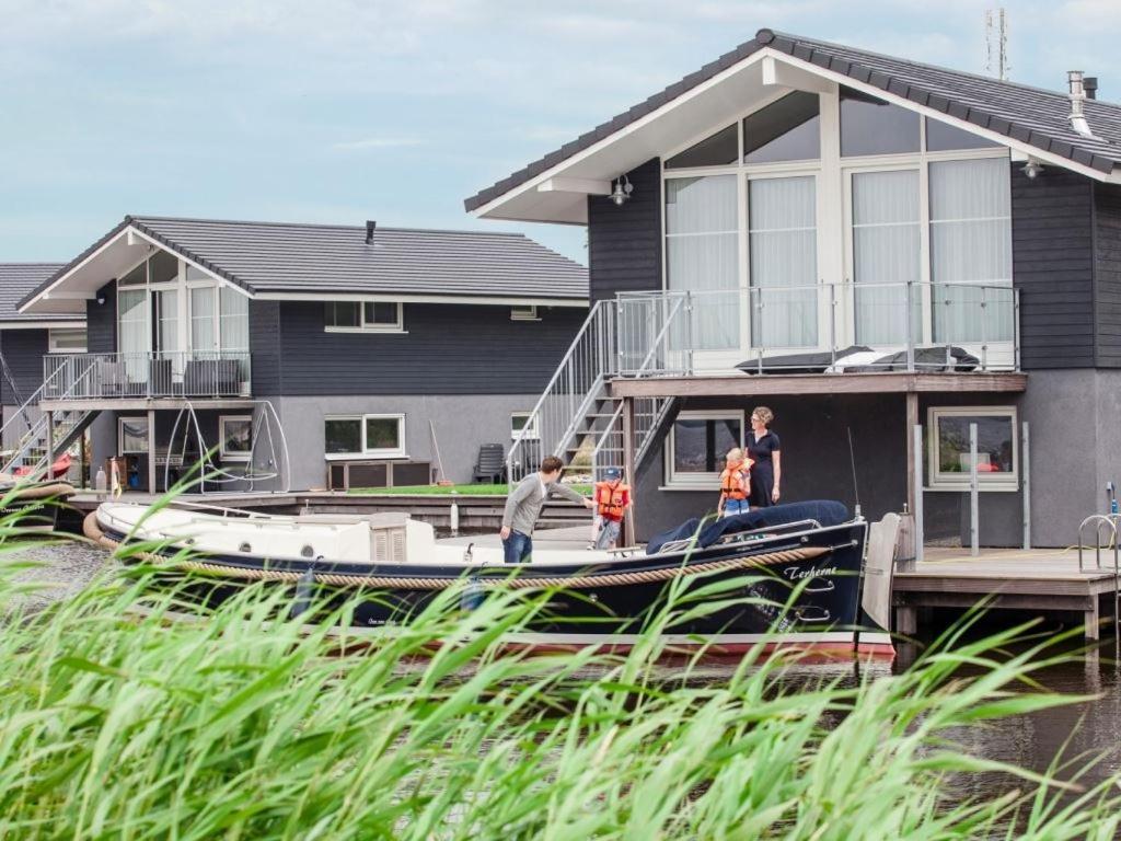 Landal Waterpark Sneekermeer Hotel Terherne Exterior photo
